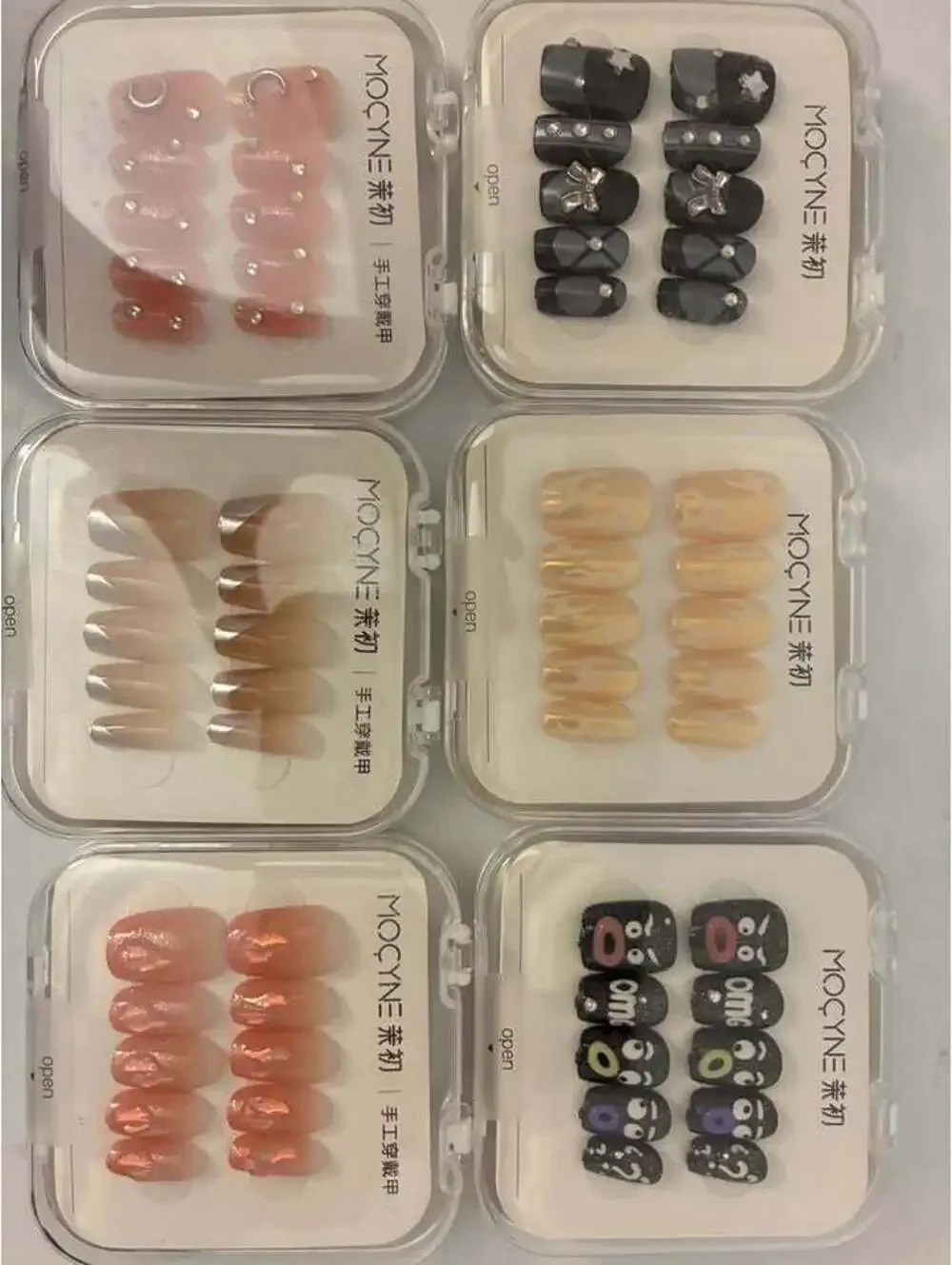 MOCYNE Press-On Nails - Multiple Styles
